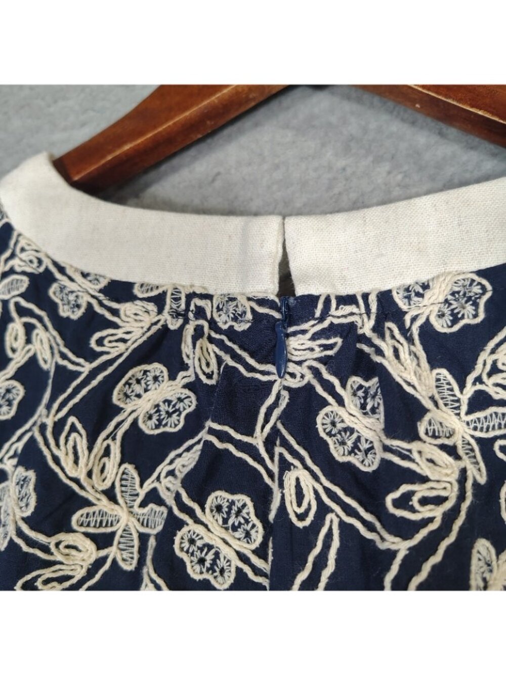 Voy Mini Dress Women's Large Navy Cream Floral Embroidered Flutter Sleeve Preppy - Picture 12 of 12